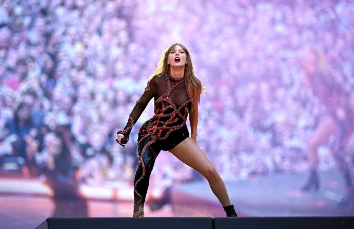 Taylor Swift Refuses To Perform in What She Calls 'Racist Florida'?