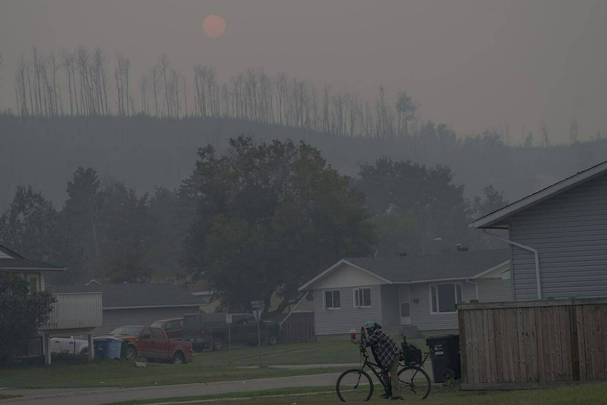 Canada’s 2023 wildfires created nearly 4 times the CO2 of airplanes