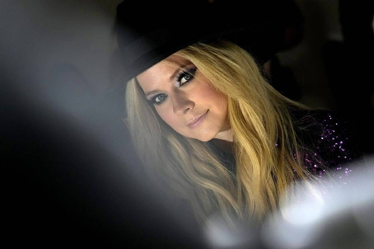 Pop star Avril Lavigne headlines this year’s Order of Canada appointees