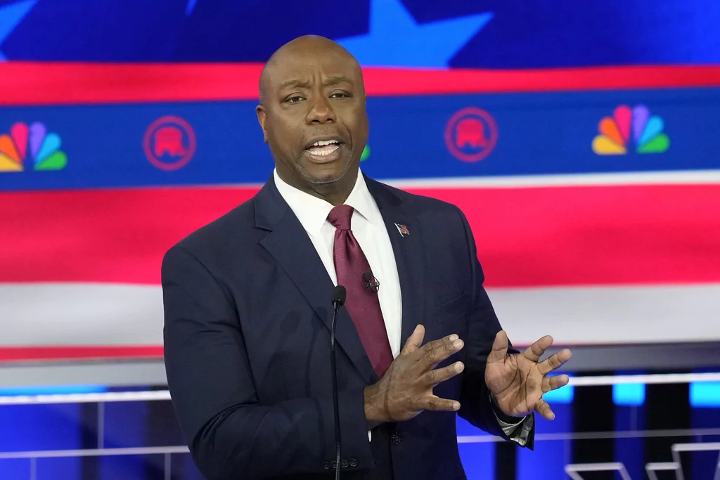 Trump VP hopeful Tim Scott opens up about whirlwind engagement