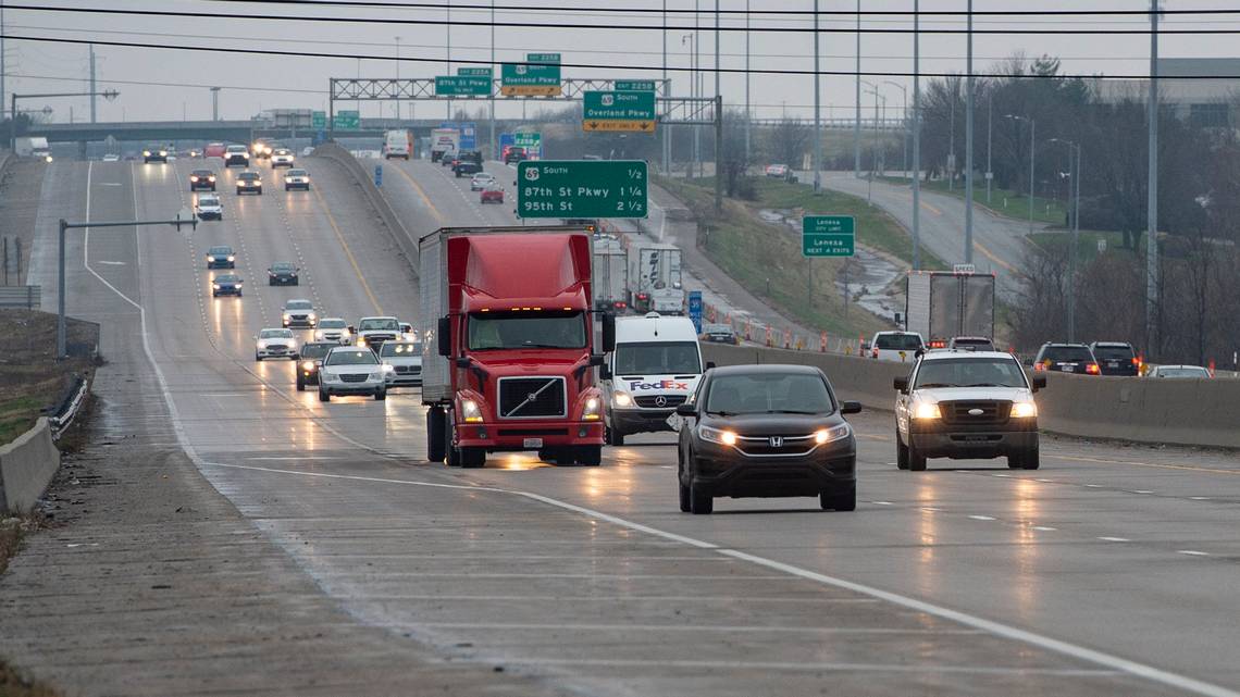 Live Kansas City traffic updates: Accidents, road closures, delays on KC-area highways
