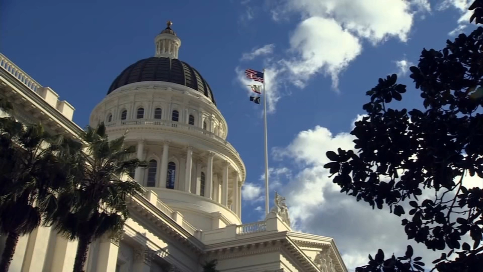 California lawmakers approve changes to law allowing workers to sue employers over labor violations
