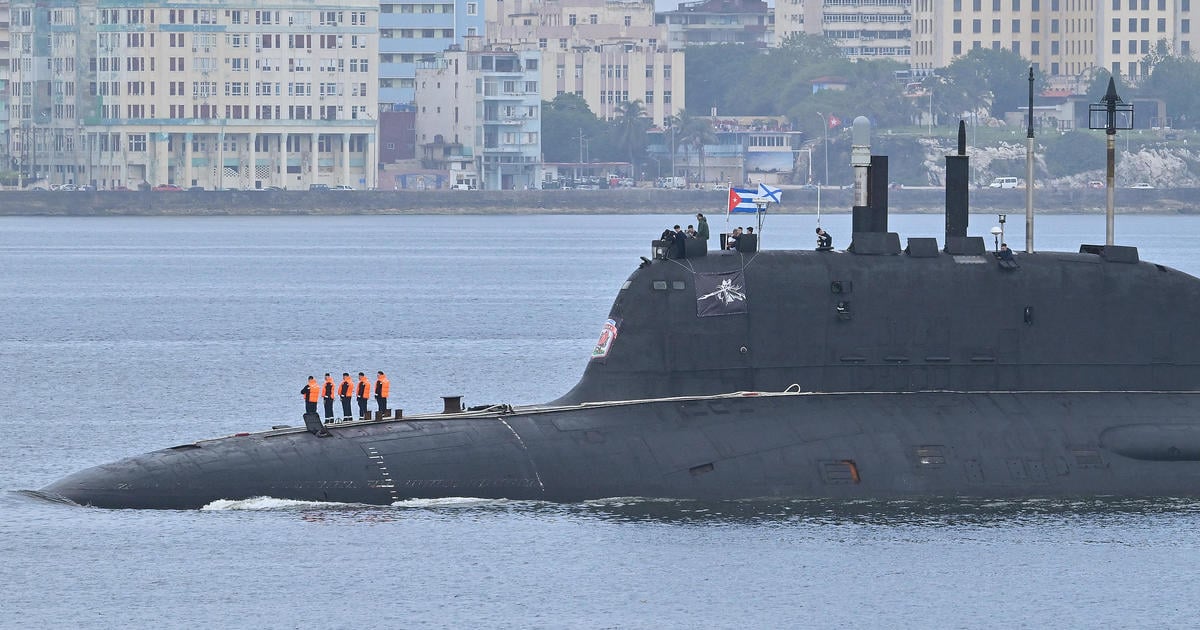 Photos show Russian submarine, ships arrive in Cuba