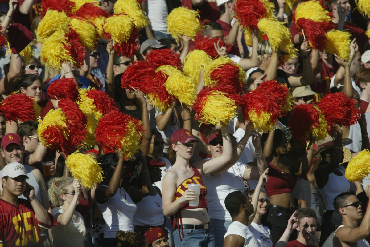 USC and Michigan football fans can relate to each other in the Big Ten