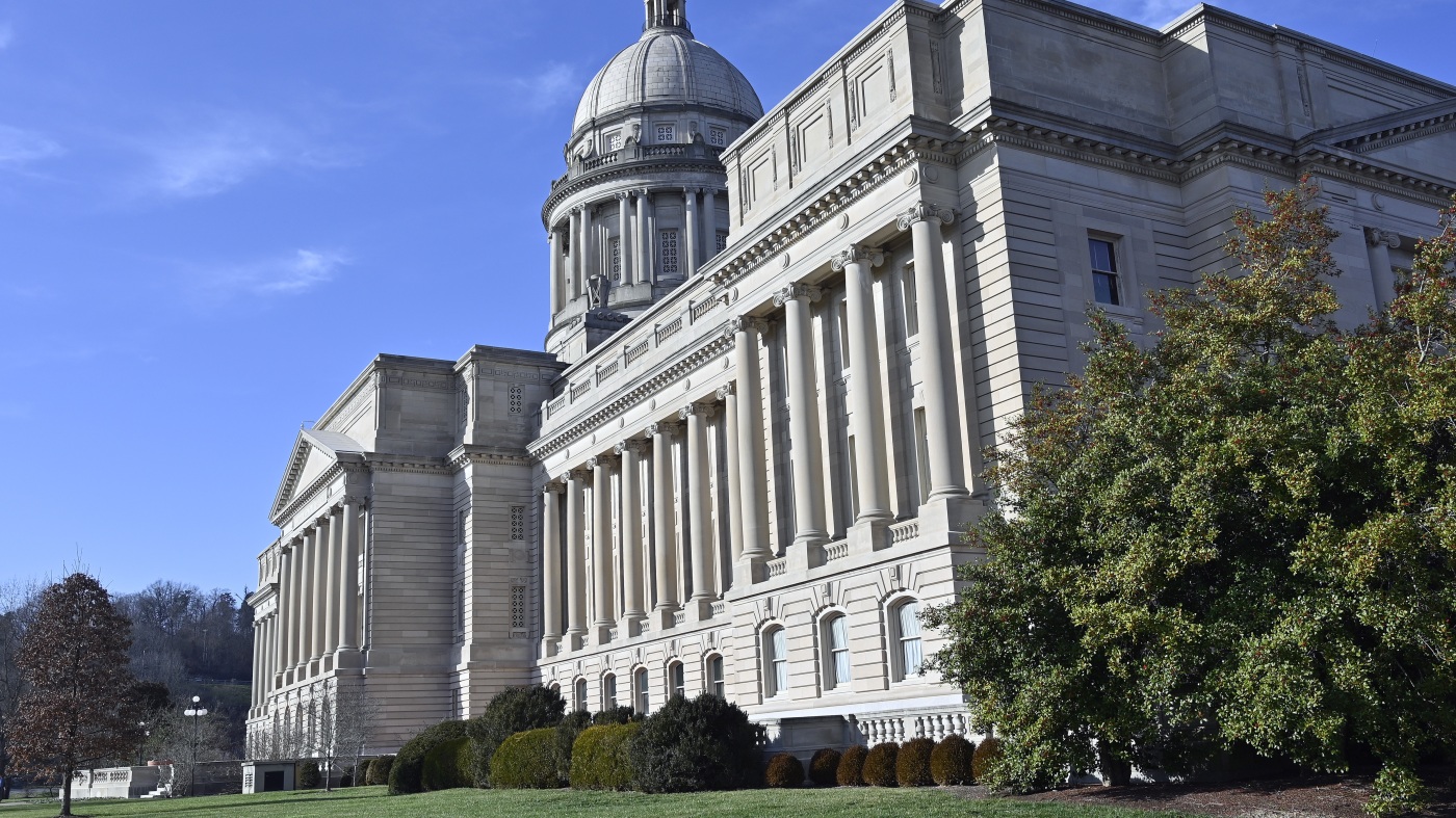 Kentucky judge throws out Jewish mothers' lawsuit challenging the state's abortion ban