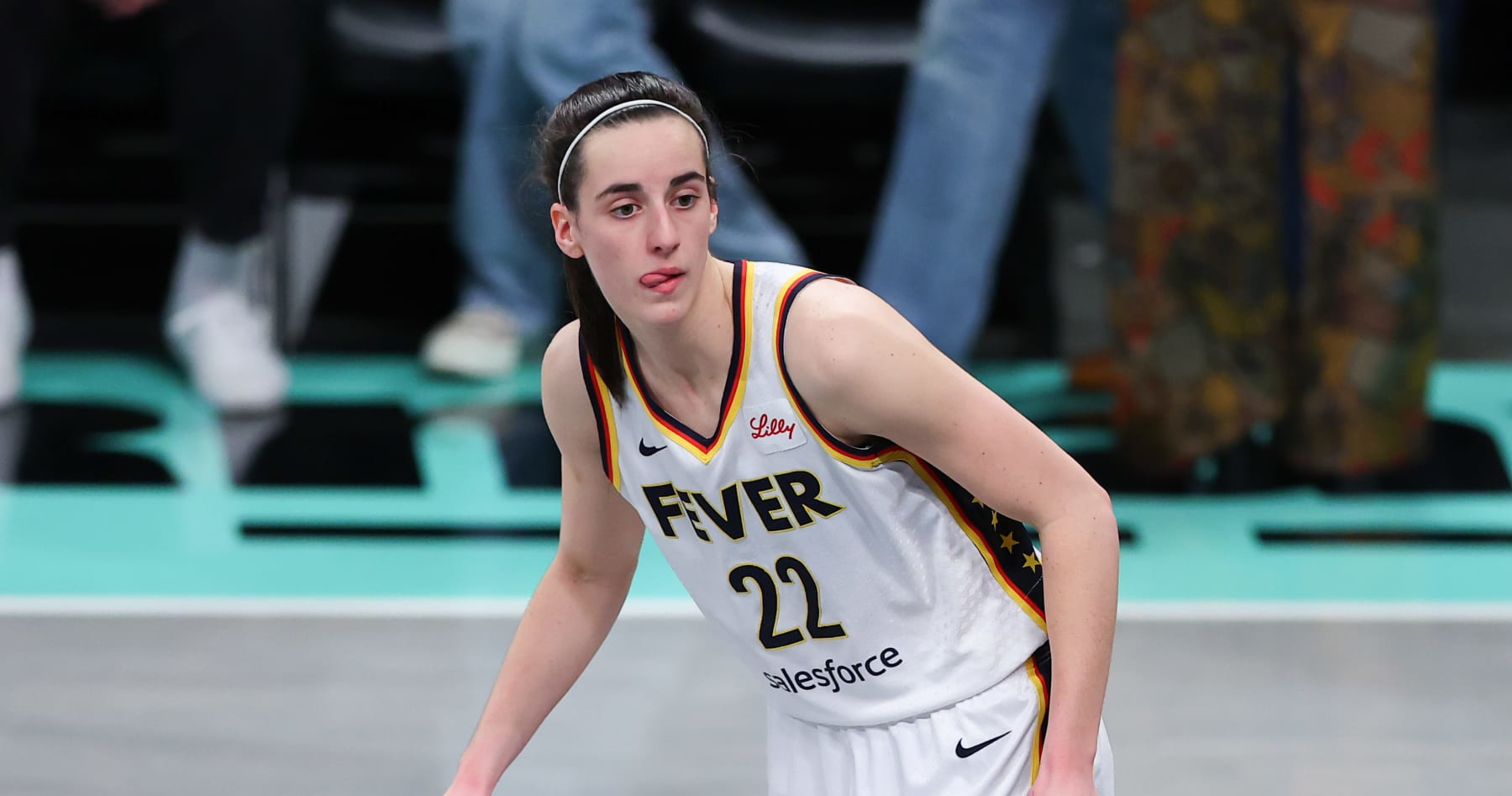 Fever's Caitlin Clark Wins WNBA Rookie of the Month for May; Averaged 17.6 PPG