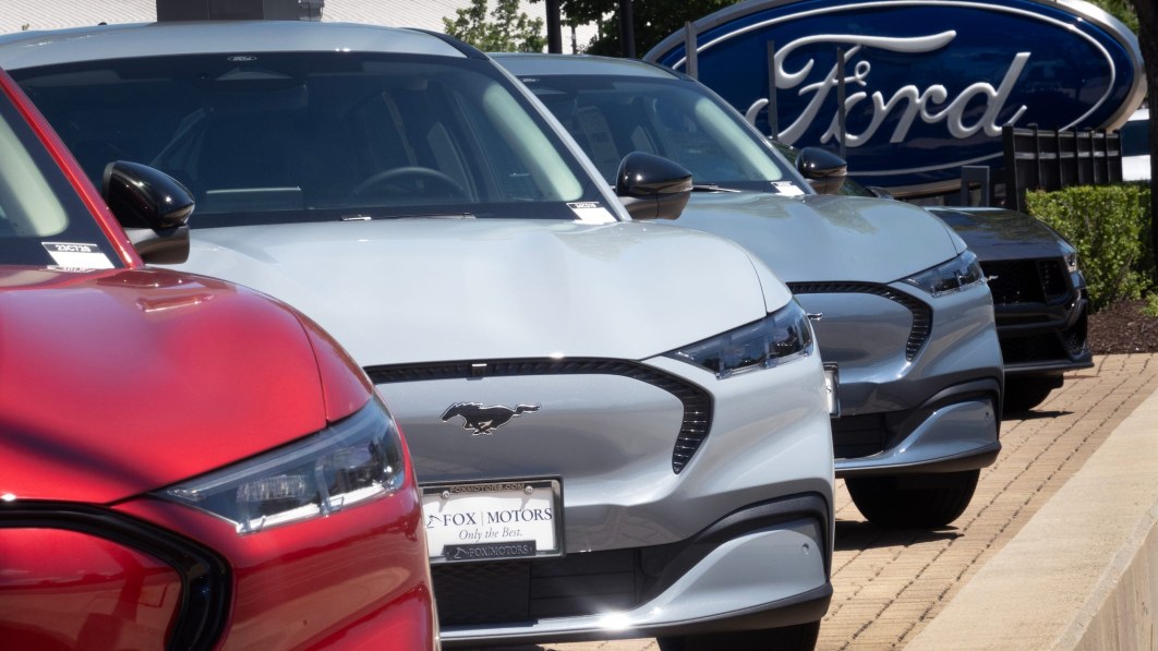Ford will no longer require dealers to invest $500,000+ just to sell EVs