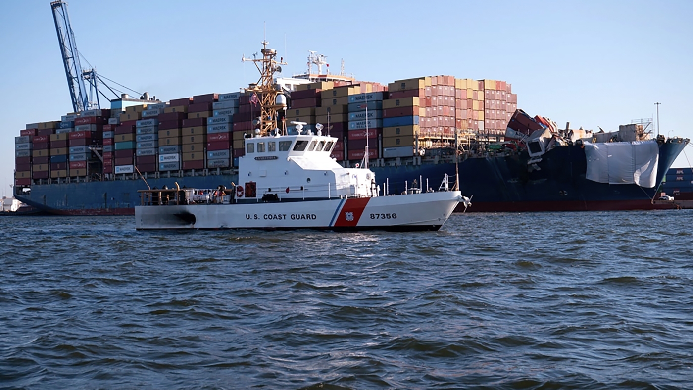 Dali cargo ship leaves Baltimore for Virginia, nearly 3 months after bridge collapse