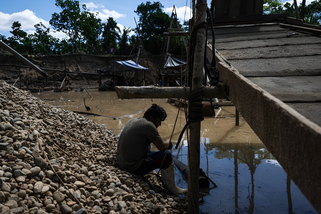 Illegal gold mining eats into Peruvian Amazon