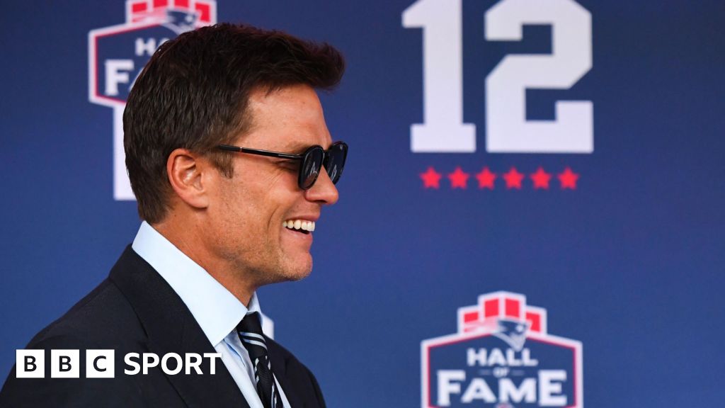 Patriots to retire Brady's number 12 shirt