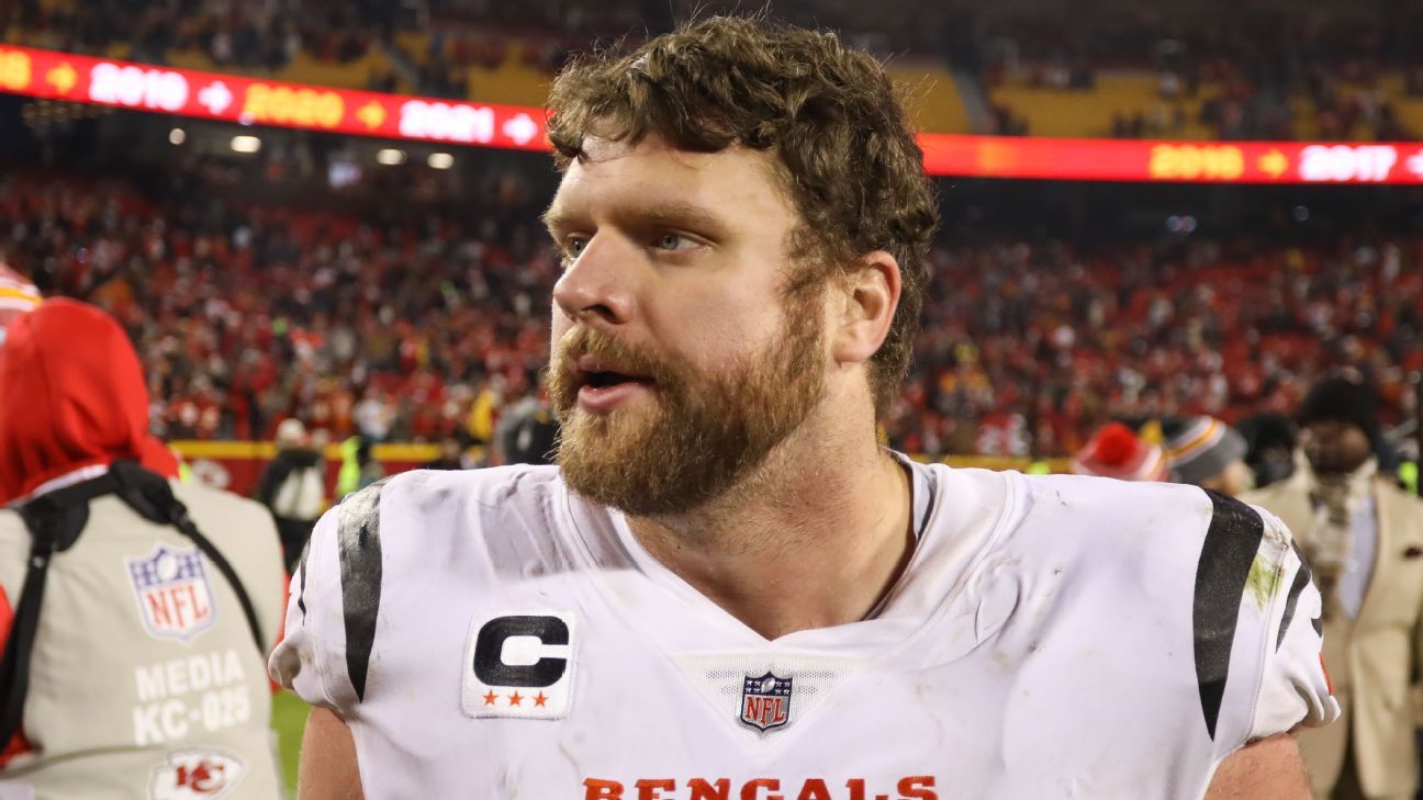 Bengals sign starting center Karras to extension