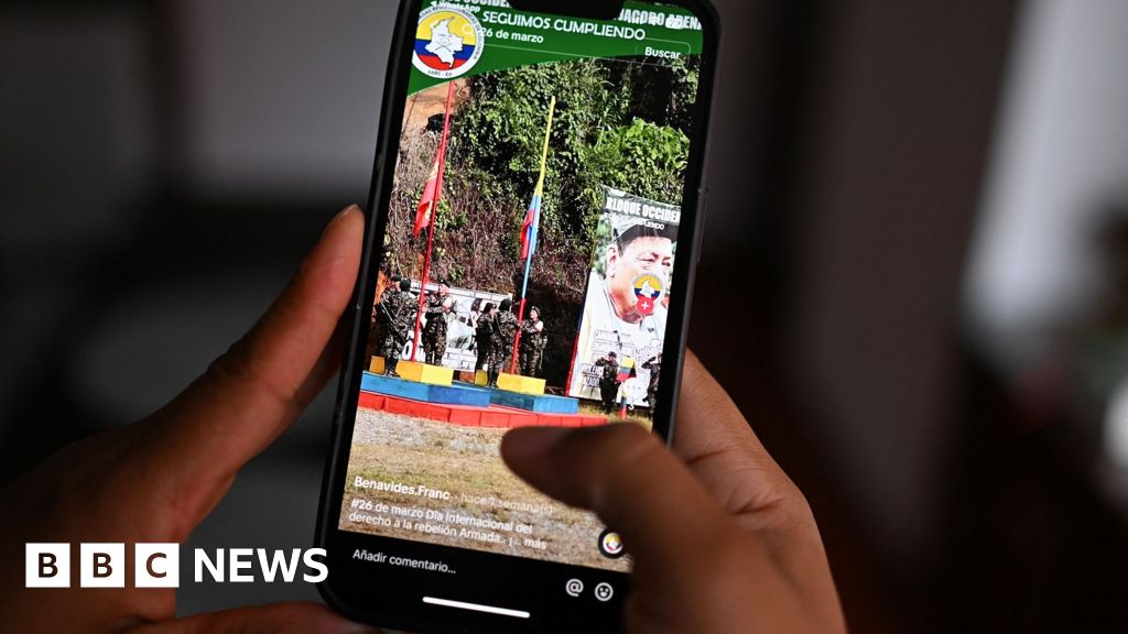 Guerrilla fighters luring Colombian schoolchildren on TikTok