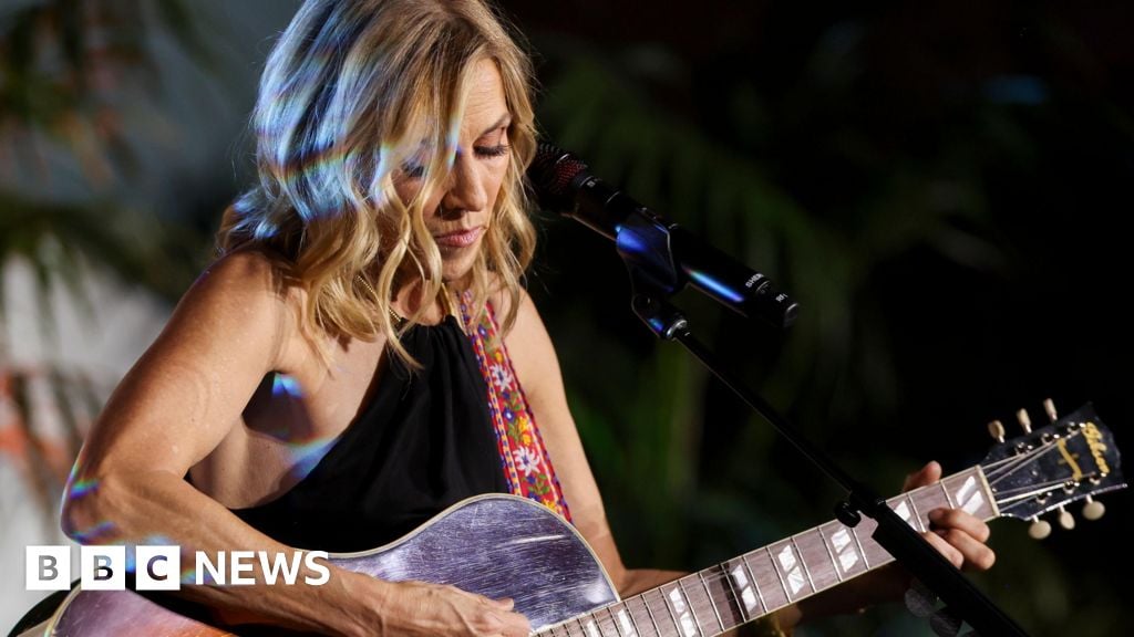 Sheryl Crow: 'Resurrecting Tupac with AI is hateful'