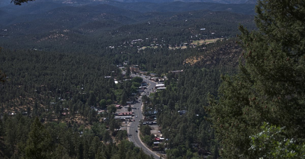 Southern New Mexico Wildfire Leads to Evacuation of Village of 7,000