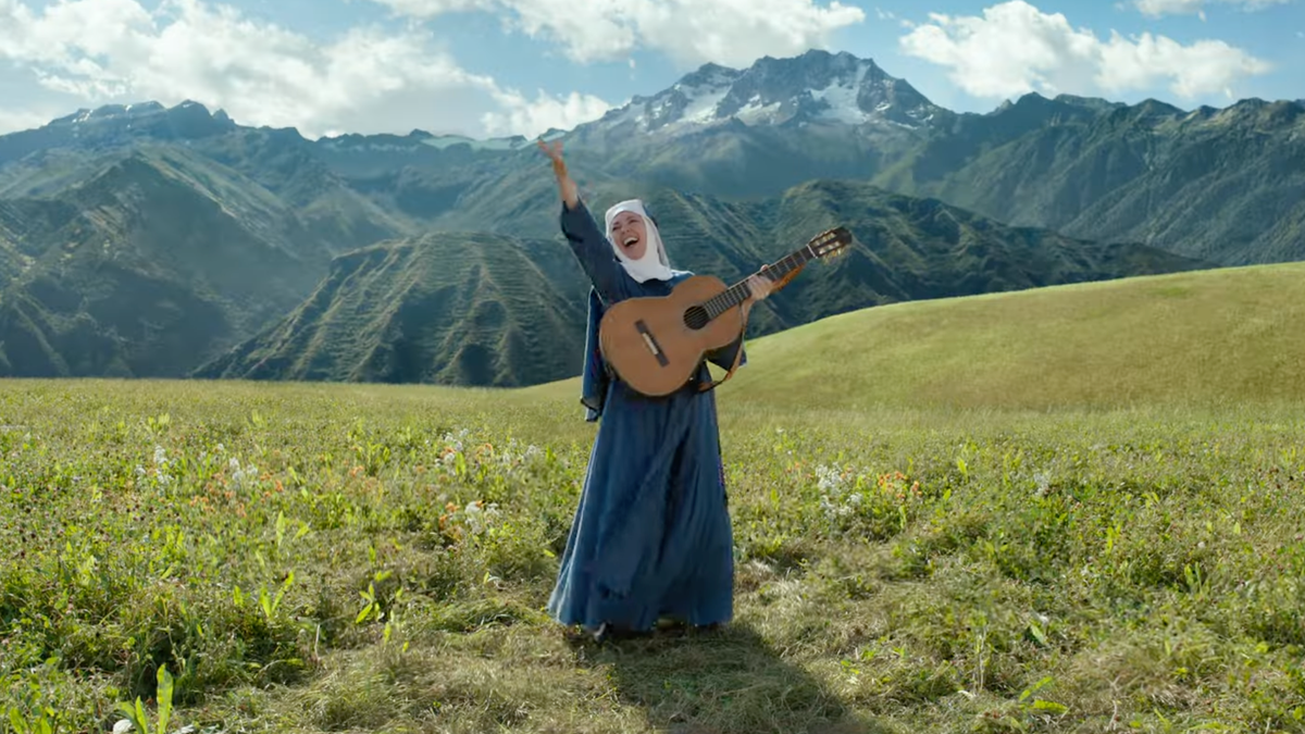 The hills are alive with the sound of the Paddington In Peru trailer