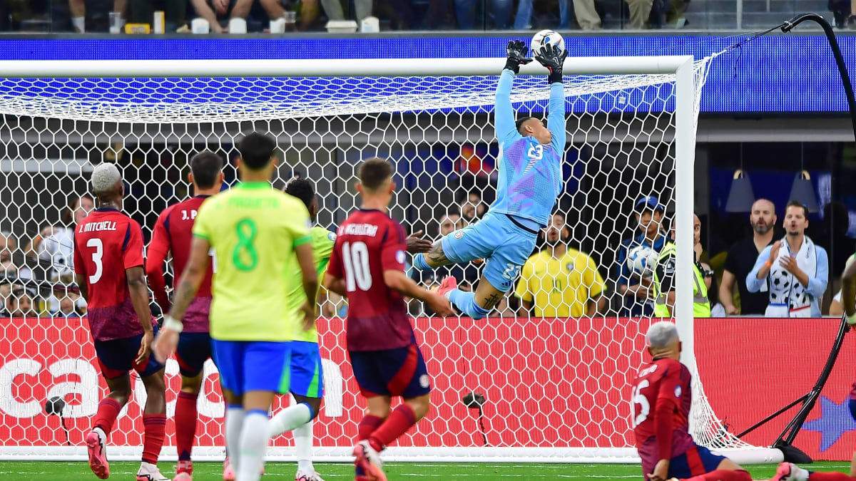 Pfosten, VAR und Katze Sequeira: Brasiliens verpatzter Copa-Auftakt im Video