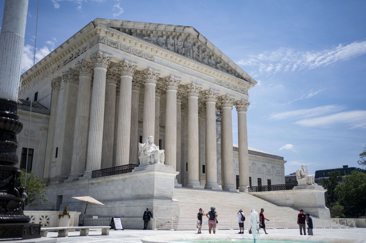 Supreme Court sends Florida, Texas social media regulation laws back to lower courts