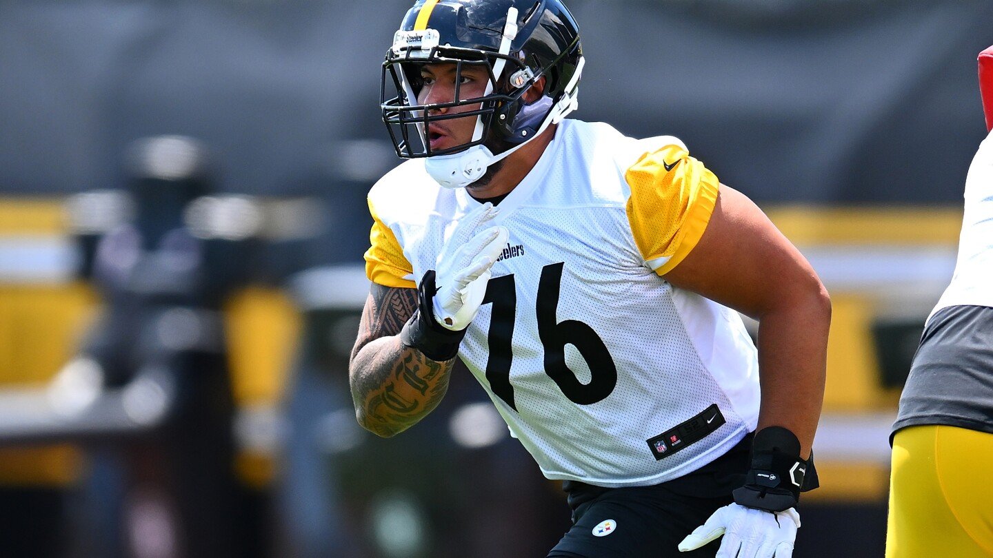 Steelers have seen fast improvement in Troy Fautanu's transition to right tackle