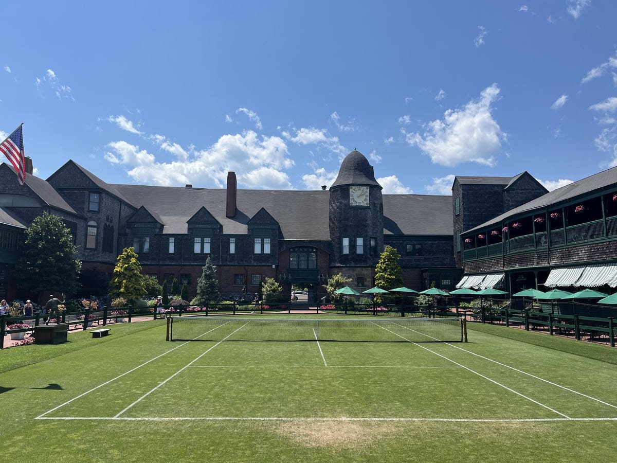 Gilded Grass: Lawn Tennis Serves Alongside Mansions In Newport