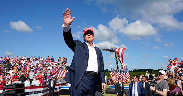 Trump Takes Two-Point Lead over Biden in New Hampshire Poll