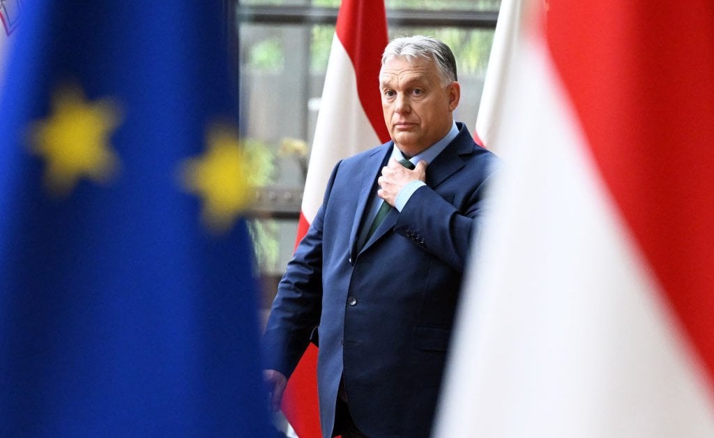 Hungary’s Putin-Friendly Leader Makes Rare Ukraine Visit to Talk Peace