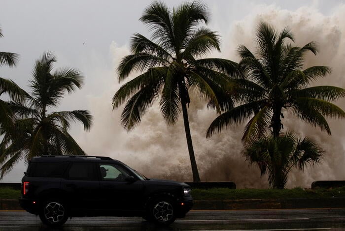 L'uragano Beryl si dirige verso la Giamaica, già 7 i morti