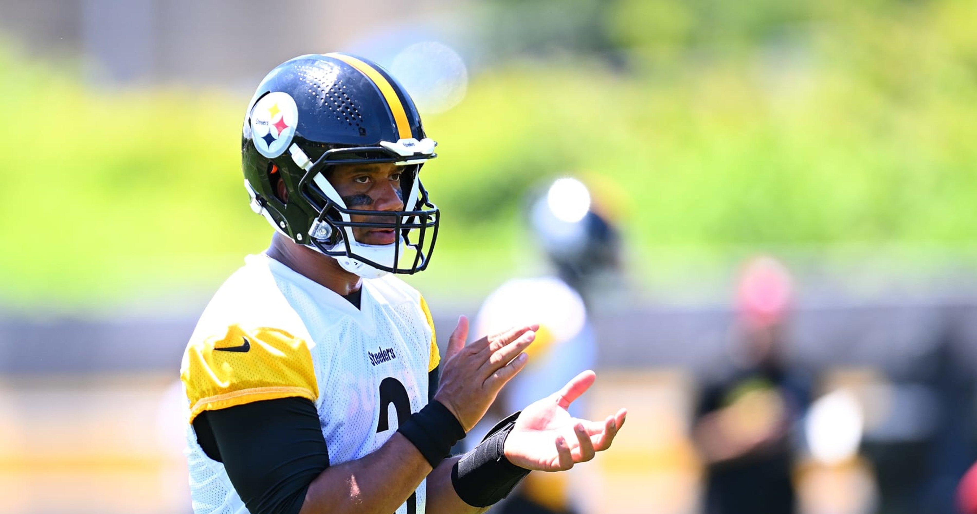 Hot Takes for Russell Wilson, Justin Fields and Steelers Stars Ahead of Training Camp
