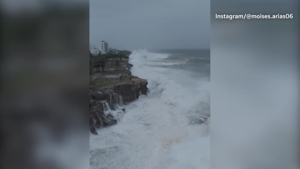 Drone captures waves as Beryl nears Dominican Republic