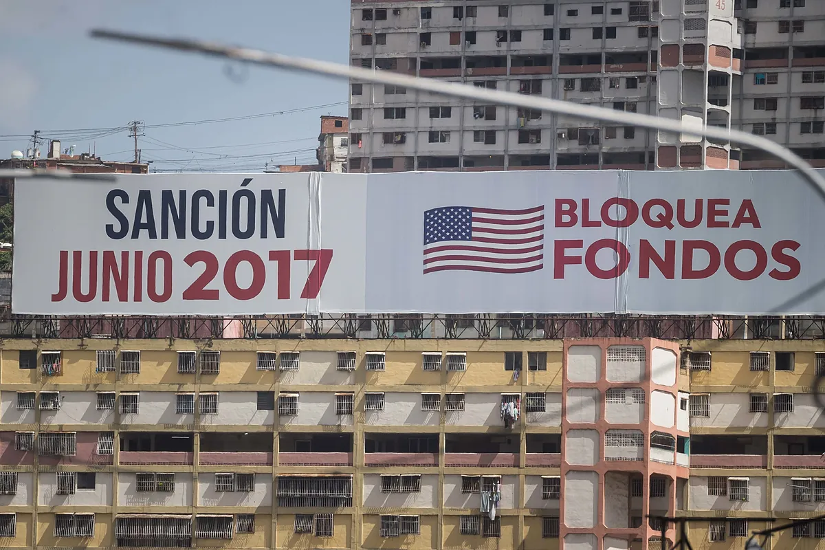La primera reunión entre EEUU y Venezuela sella la intención de "ganar confianza y mejorar relaciones"