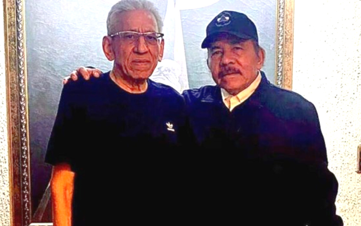 Hermano de Daniel Ortega es llevado de emergencia a hospital