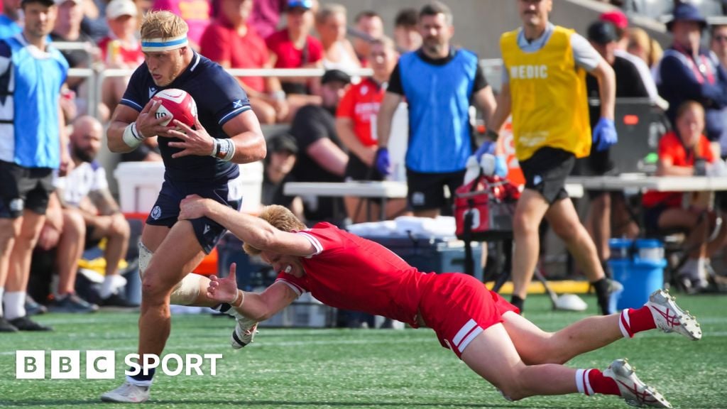 Scotland cruise to comfortable win over Canada