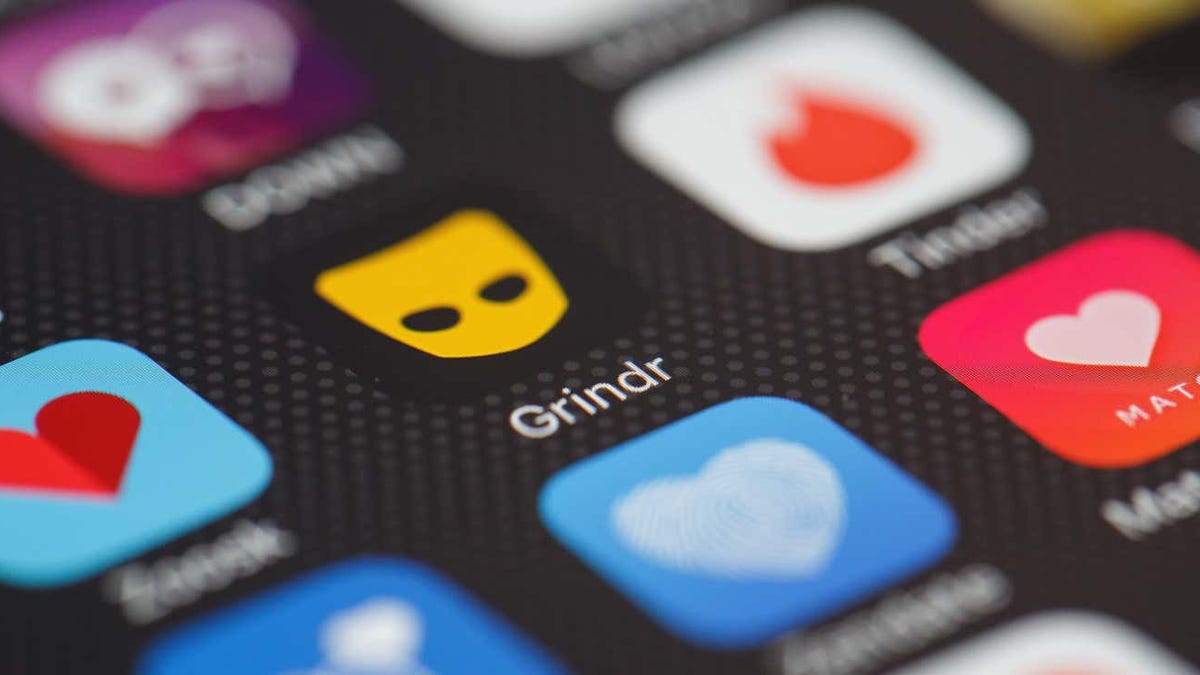 'I’m One Tap Away From Publishing Your Nudes': 12 Horror Stories About Extortion Attempts on Grindr