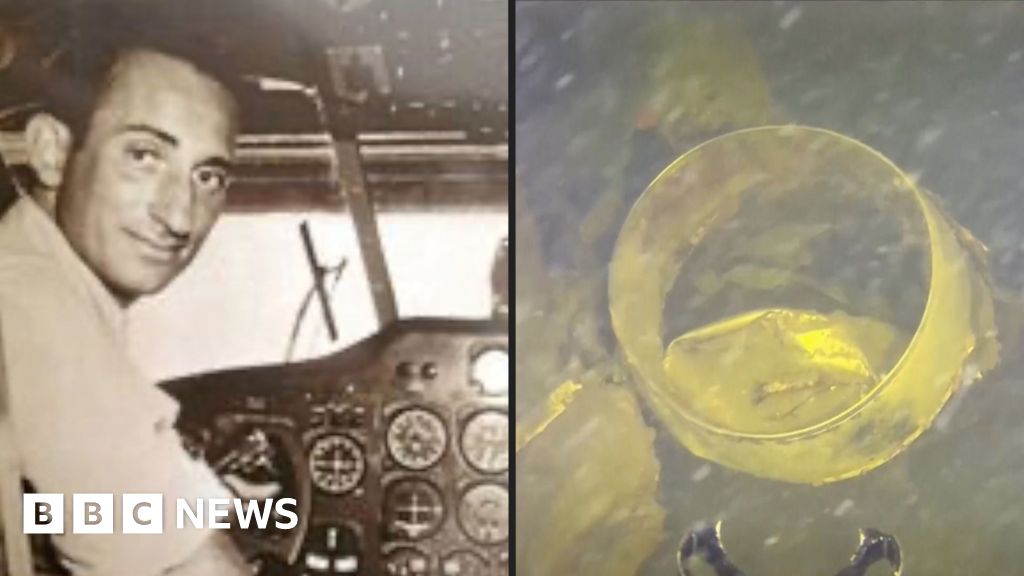 Underwater video shows likely 1971 plane wreckage