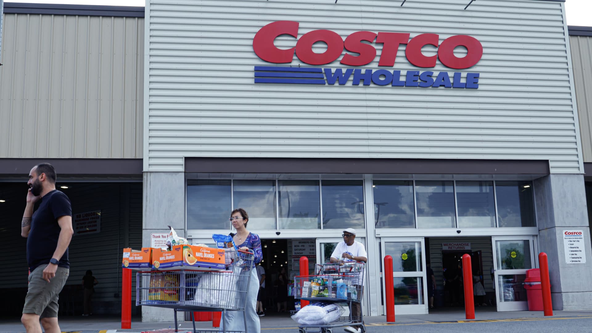 Costco hikes membership fee for the first time since 2017