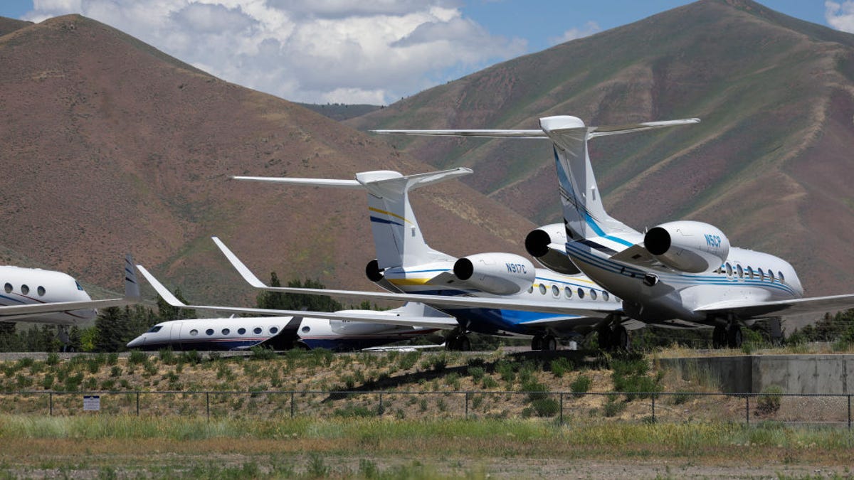 'Summer camp for billionaires' begins in Sun Valley with the arrival of 165 private jets