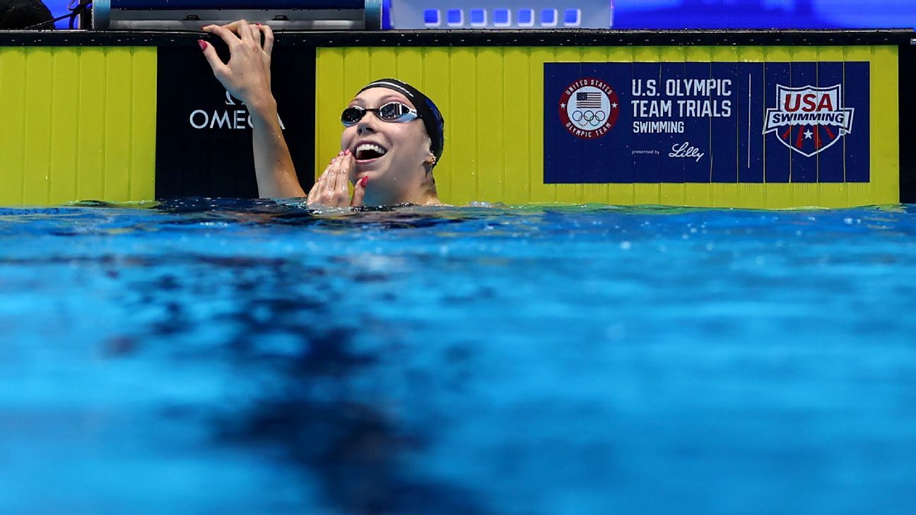 Walsh sets world mark in 100 fly at U.S. trials