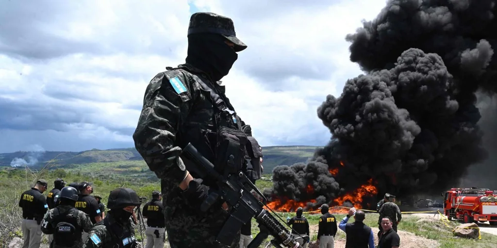 Honduras construirá una megacárcel contra el crimen al estilo Bukele