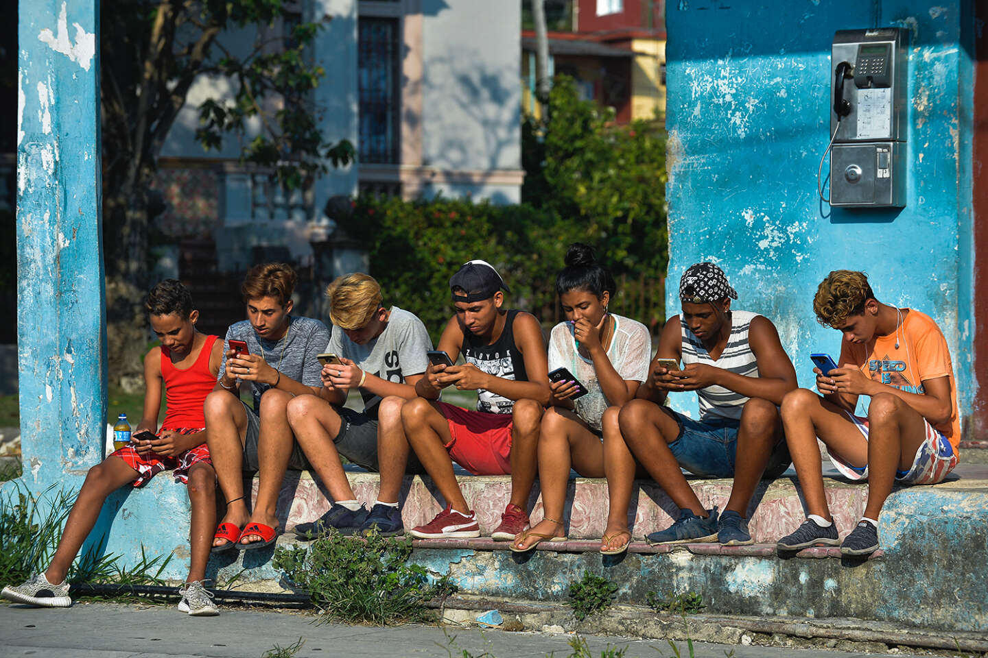 A Cuba, Internet desserre l’étau du pouvoir