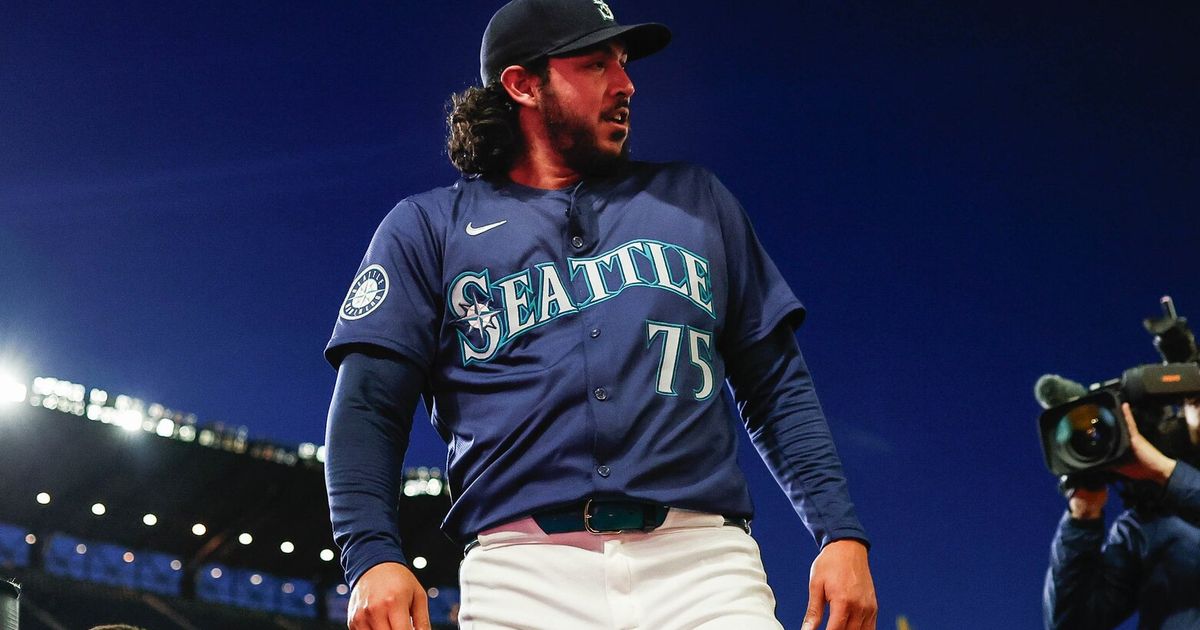 How Mariners’ Andrés Muñoz and Cleveland’s Emmanuel Clase became ‘baseball brothers’