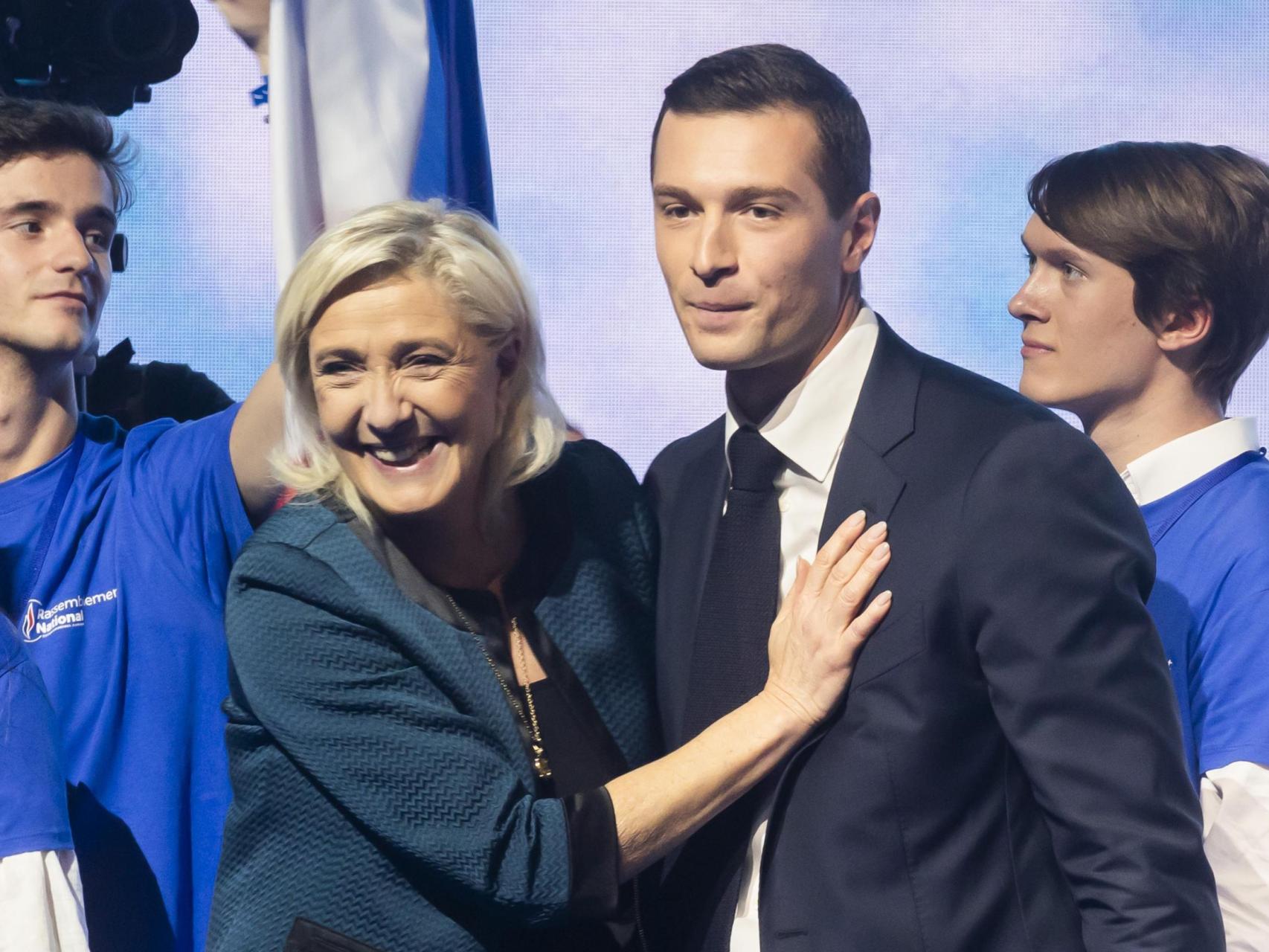 La ultraderecha de Le Pen, a dos pasos del poder en Francia bajo la sombra del apoyo de Putin