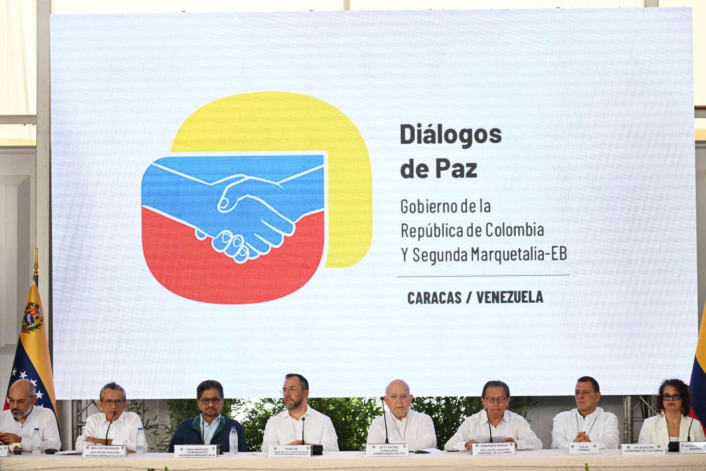 En Colombie, une dissidence des FARC accepte un cessez-le-feu « unilatéral » après des négociations avec le pouvoir