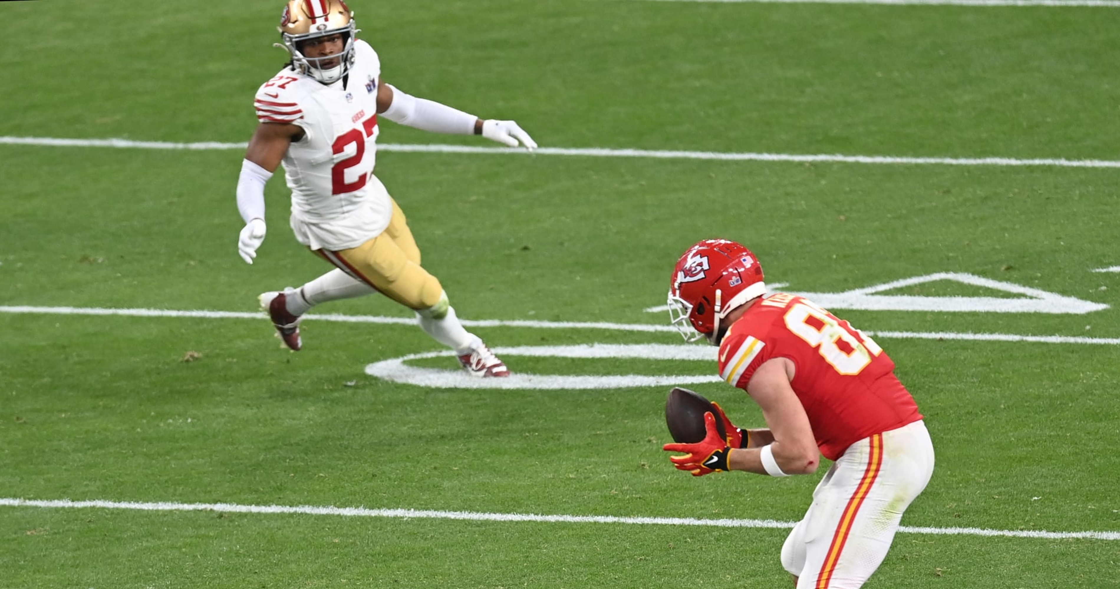 Travis Kelce Says Chiefs Added 'Unbelievable Talent' in Xavier Worthy, Marquise Brown