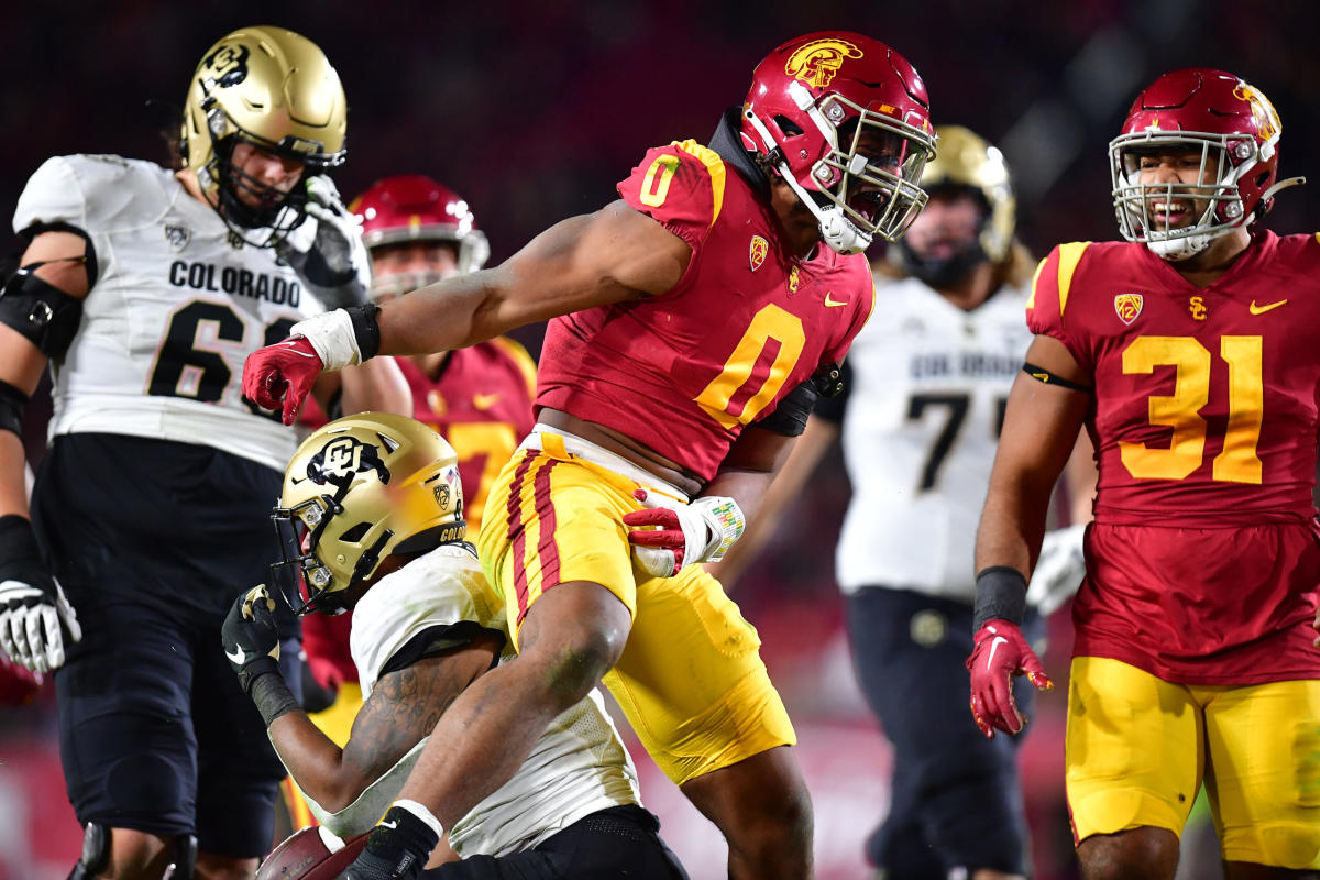 USC football tries to flip one of the nation’s top safety prospects