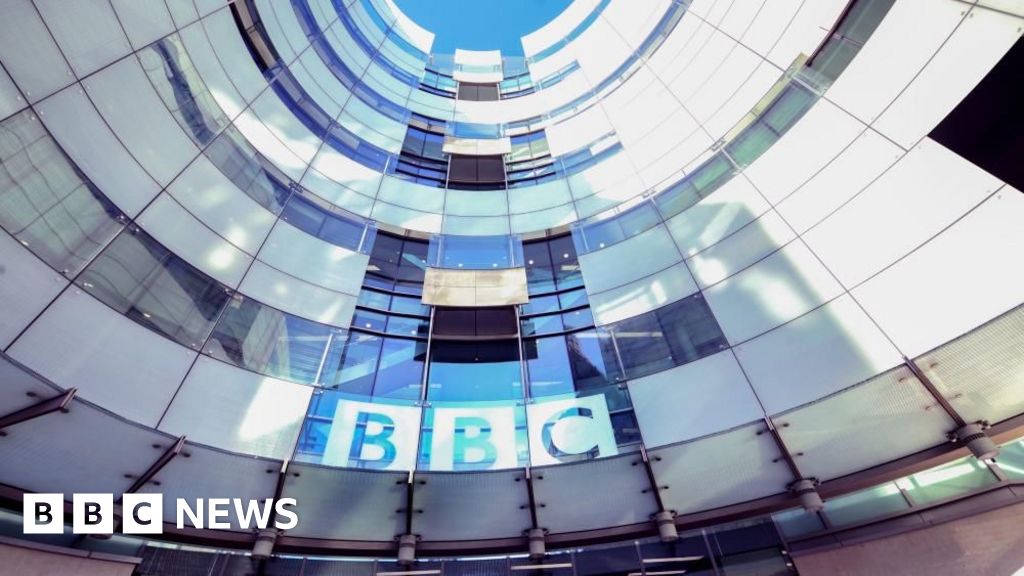 Starmer commits to BBC licence fee