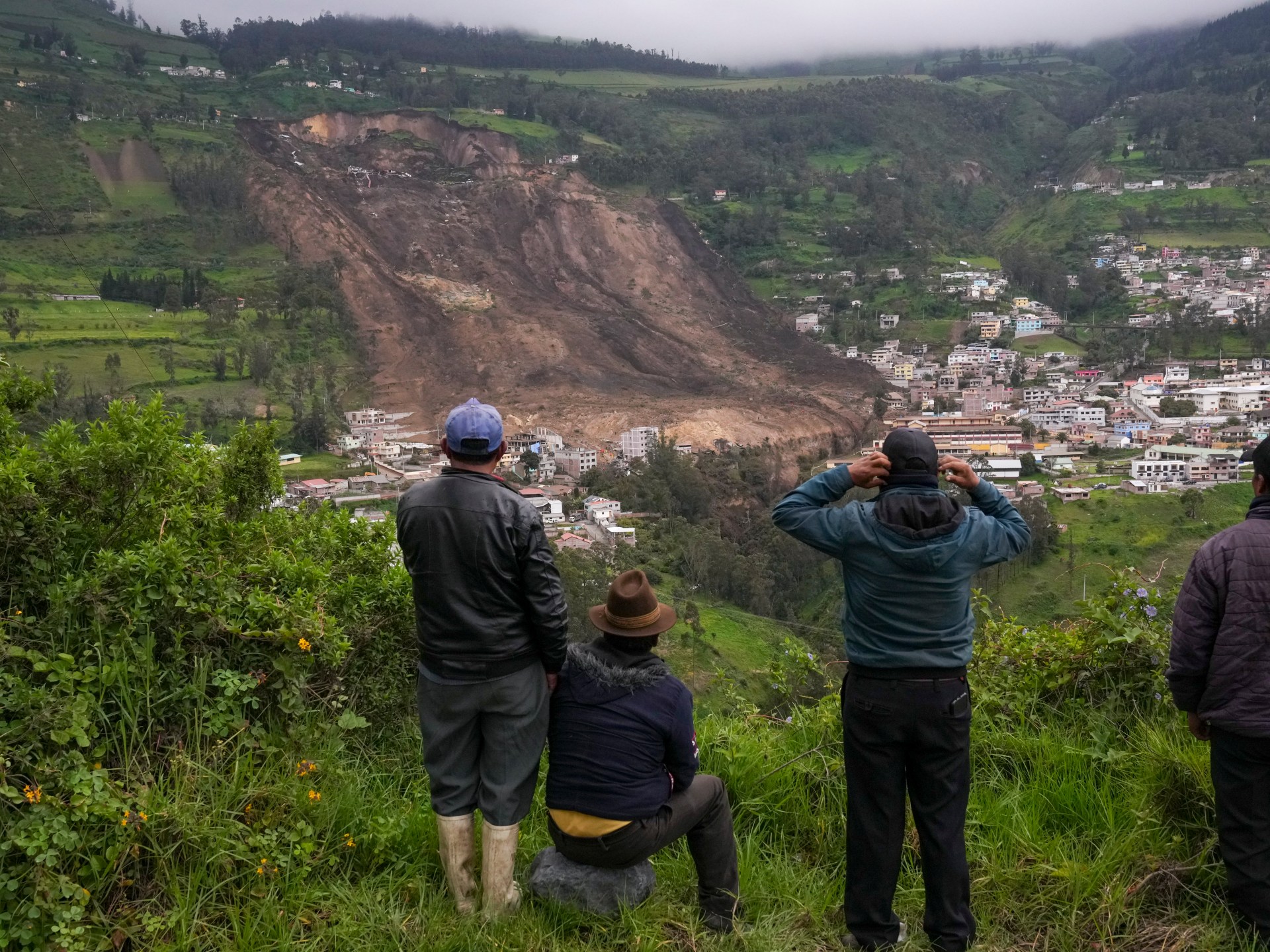 Six killed in Ecuador as heavy rains trigger landslide