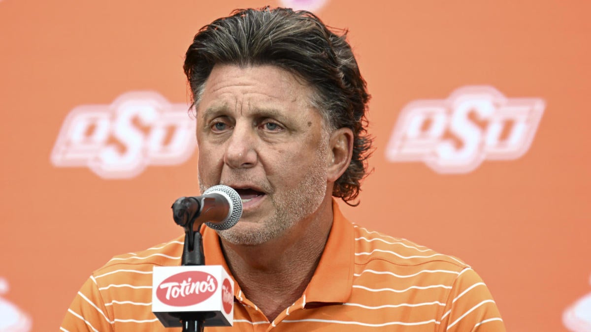 Oklahoma State's Mike Gundy clarifies controversial defense of RB Ollie Gordon II's DUI arrest