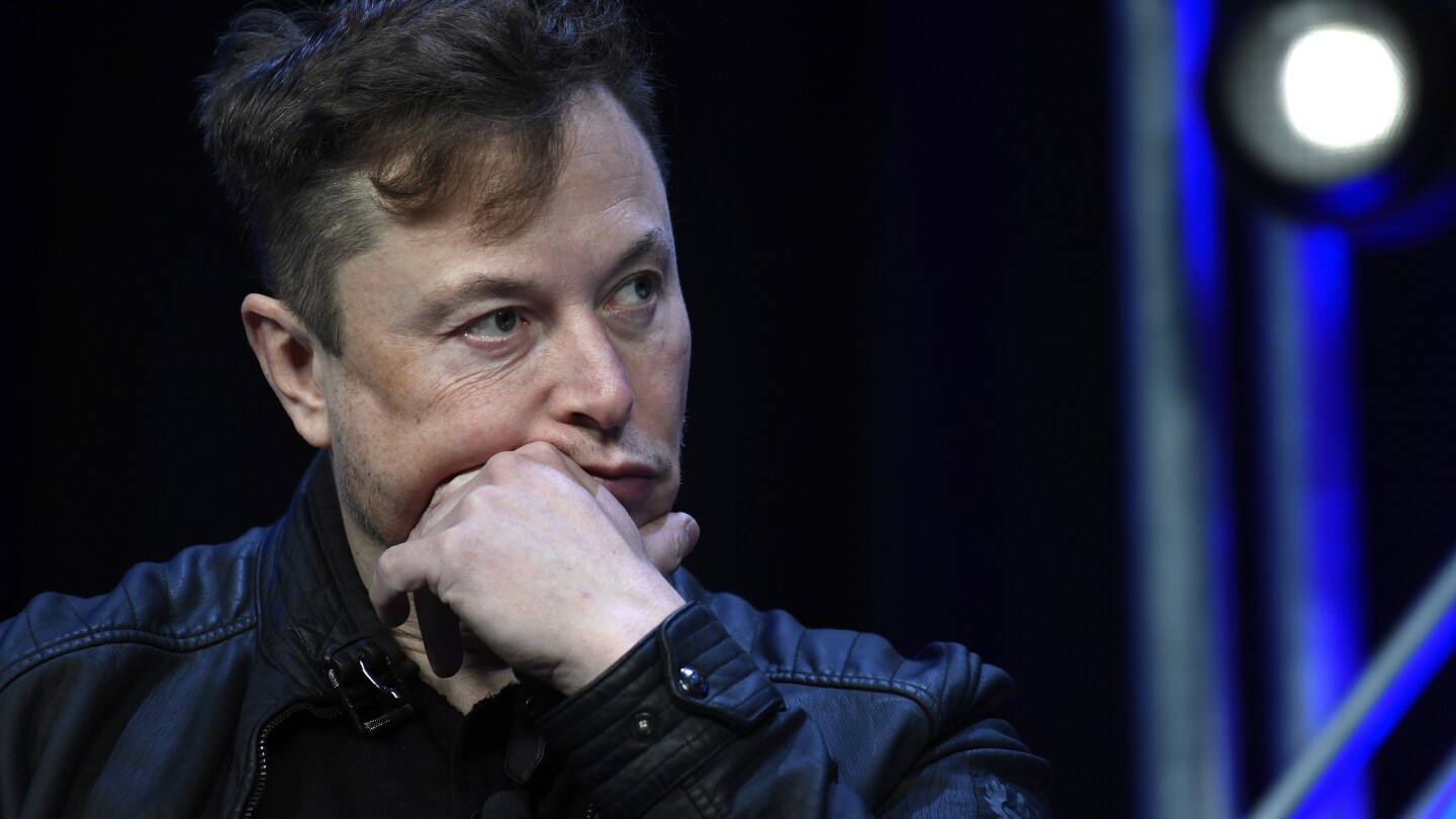 Judge who nixed Elon Musk's pay package hears arguments on fee request
