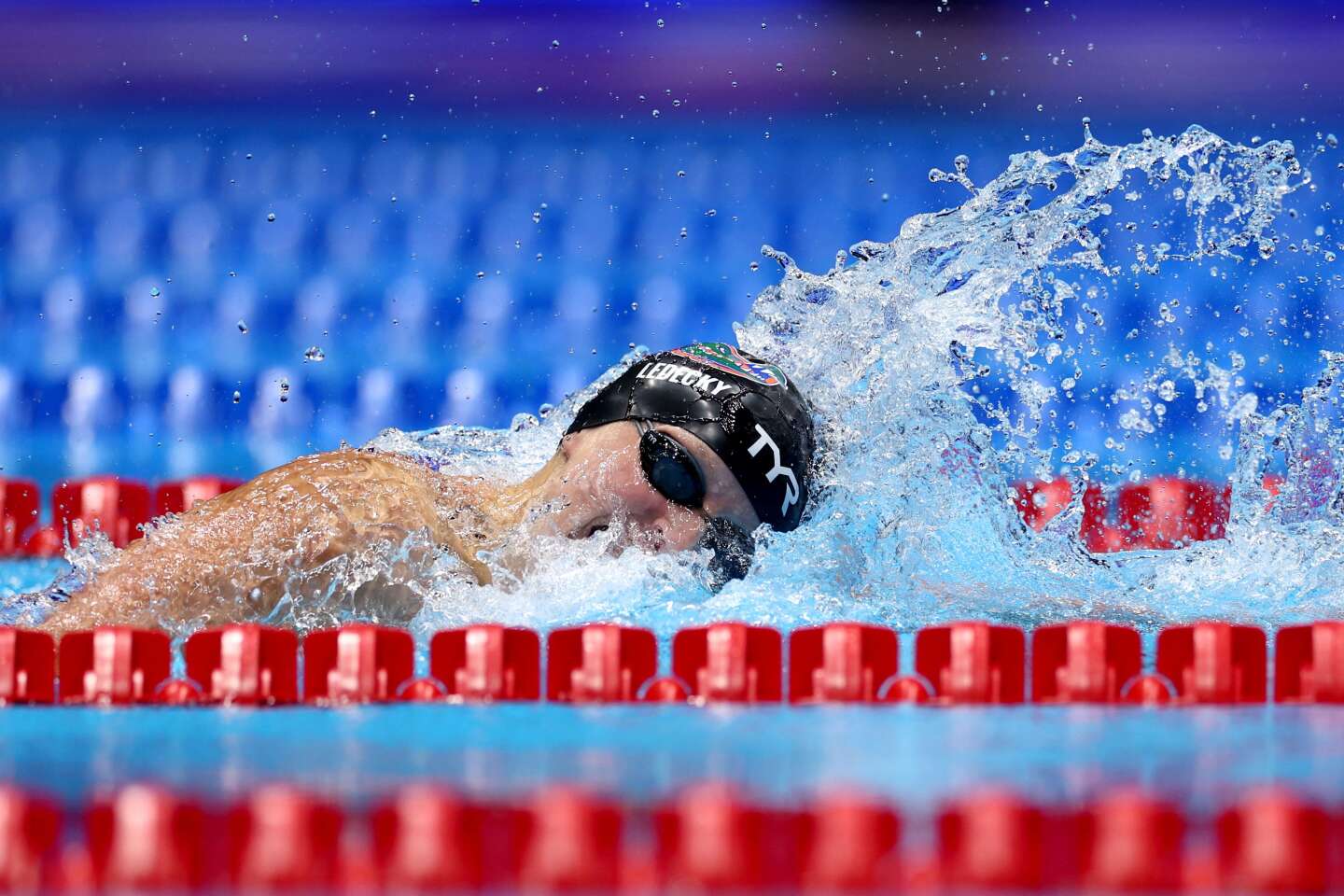 Paris 2024 : la star américaine de la natation Katie Ledecky décroche une quatrième qualification olympique