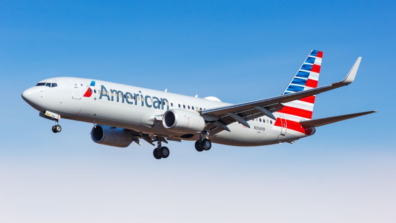 Caught On Video: American Airlines Boeing 737 Bursts Tires During Takeoff In Florida