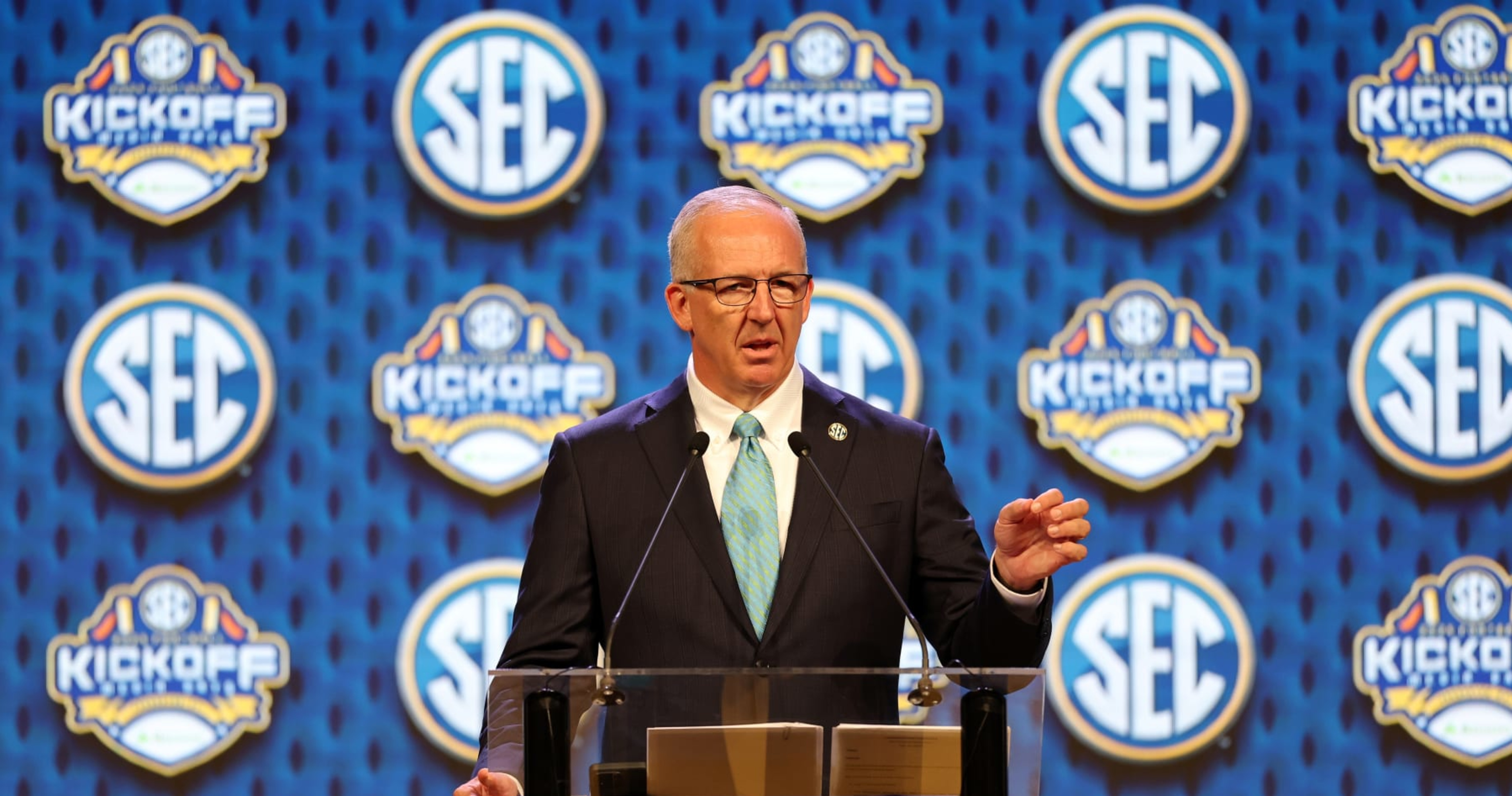 SEC Commissioner Not Recruiting Schools to Conference Amid FSU, Clemson Buzz